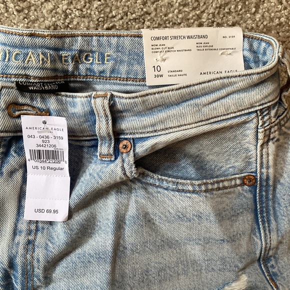 American Eagle Mom Jeans NWT - Picture 3 of 5
